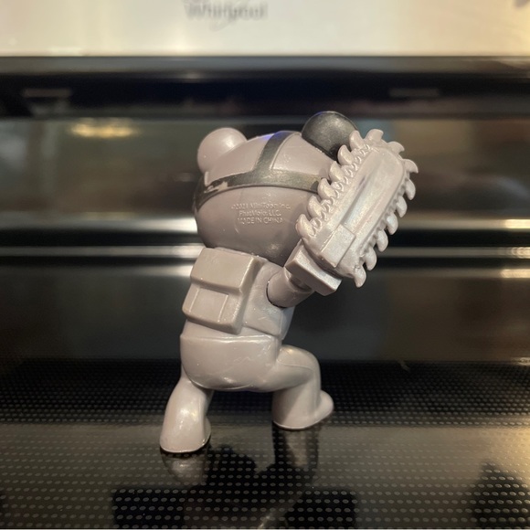 Piggy Roblox Robby Chase With Chainsaw Figure 03 - Picture 5 of 8